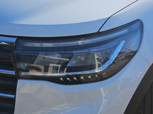 New 2026 Ford Explorer Active image 34