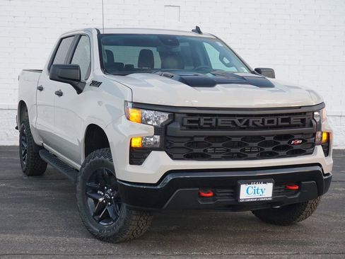 New 2026 Chevrolet Silverado 1500 Custom Trail Boss AWD/4WD image 4