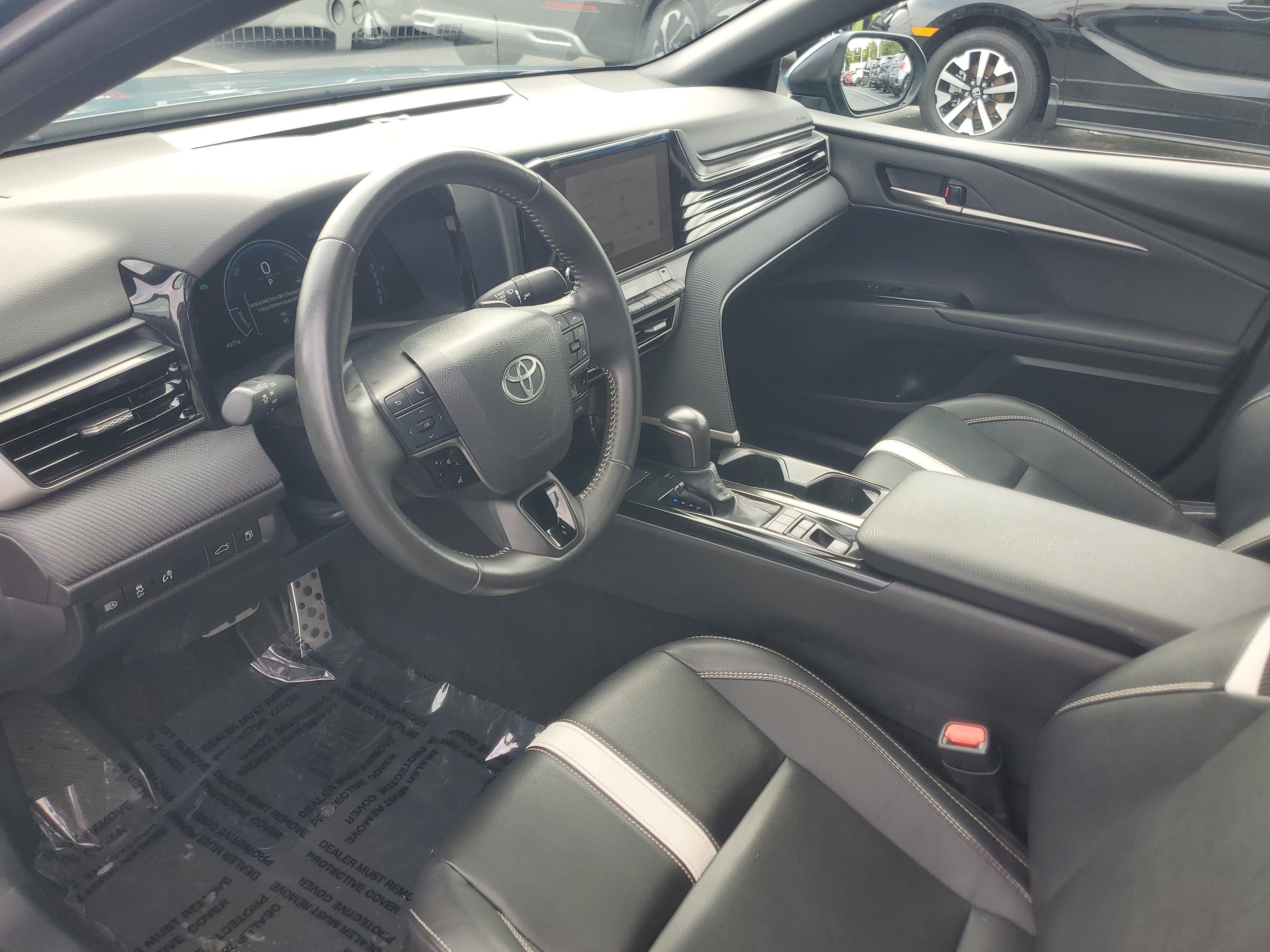 Certified 2025 Toyota Camry SE FWD image 16