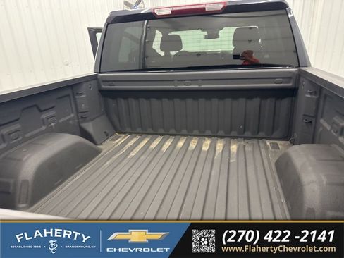Used 2023 Chevrolet Silverado 1500 Custom AWD/4WD image 17