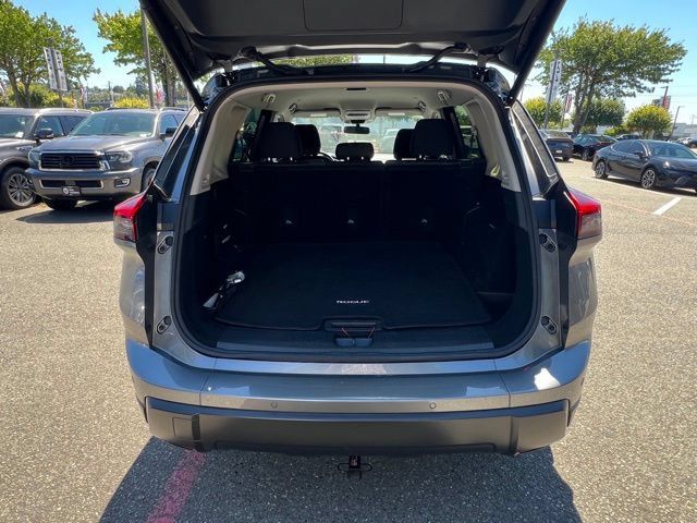Used 2024 Nissan Rogue SV AWD/4WD image 10
