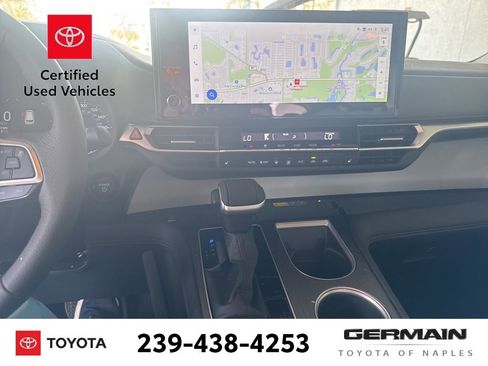 Certified 2025 Toyota Sienna XLE image 12