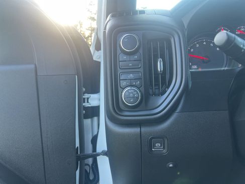 Used 2020 Chevrolet Silverado 2500 W/T w/ WT Fleet Convenience Package image 13