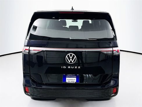New 2025 Volkswagen ID. Buzz Pro S image 15