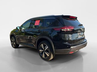 Certified 2026 Nissan Rogue SL AWD/4WD video 3