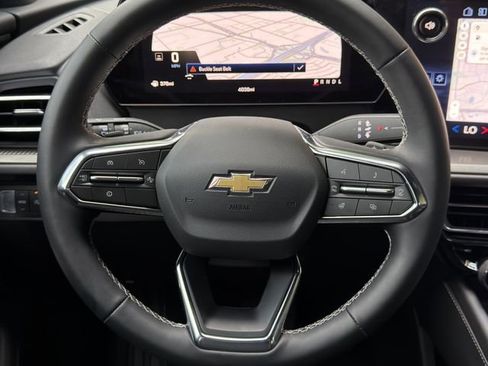 New 2026 Chevrolet Traverse LT w/ Driver Confidence Package FWD image 11