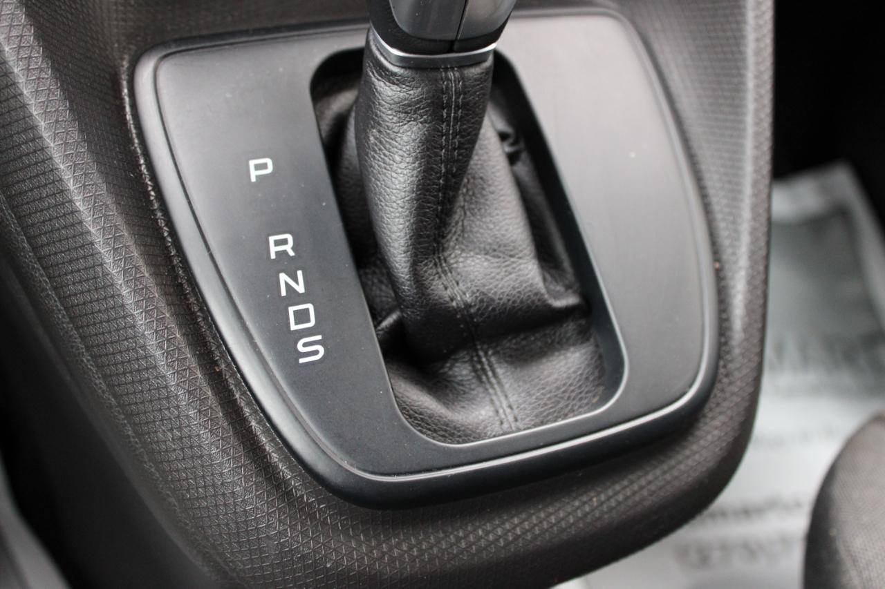 Used 2015 Ford Transit Connect XLT FWD image 29