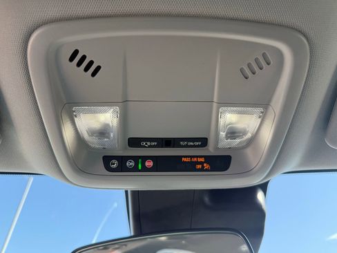 Used 2024 Chevrolet Malibu LT FWD image 20