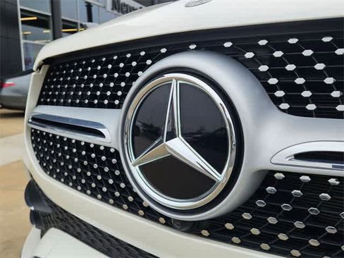 Used 2023 Mercedes-Benz GLE 450 4MATIC image 10
