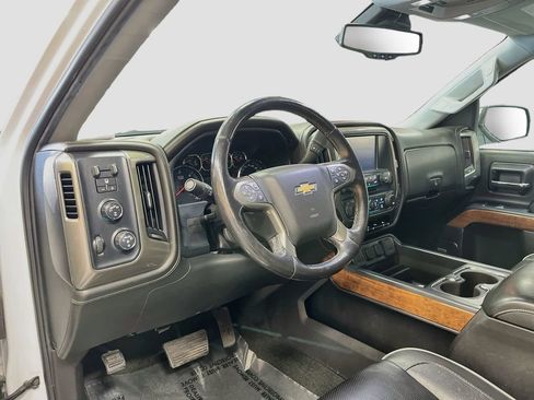 Used 2018 Chevrolet Silverado 1500 High Country AWD/4WD image 9