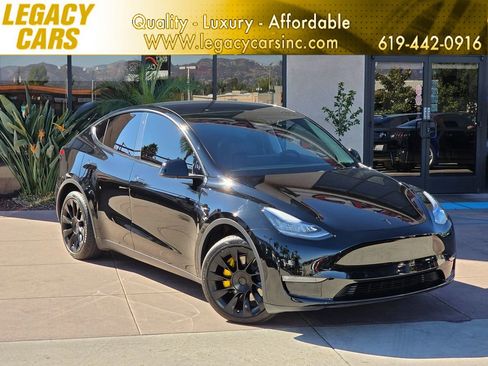 Used 2021 Tesla Model Y Long Range image 1