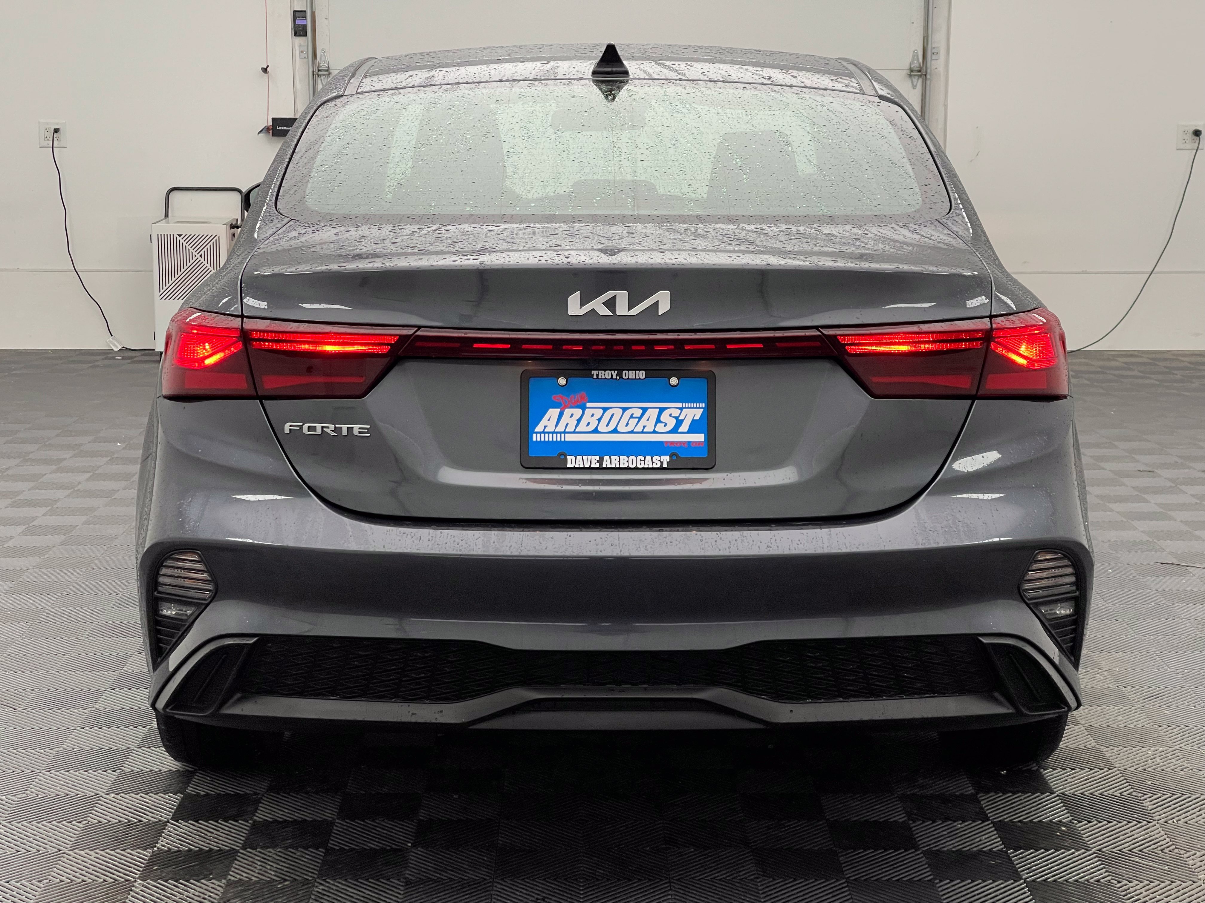 Used 2024 Kia Forte LXS FWD image 7