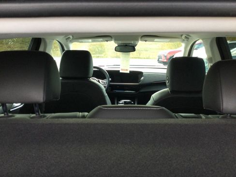 Used 2024 Buick Envision Sport Touring image 11