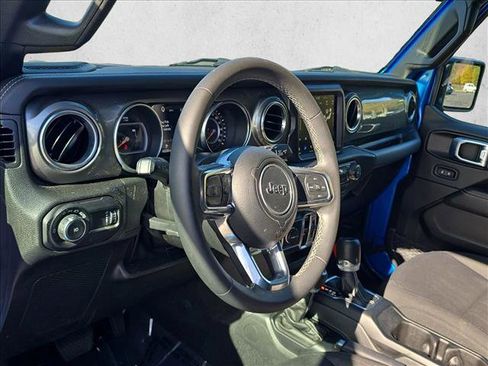 Used 2023 Jeep Wrangler Sahara w/ LED Lighting Group image 9