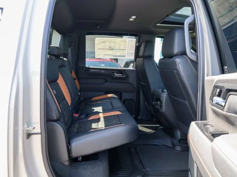 New 2026 GMC Sierra 2500 AT4 w/ Technology Package AWD/4WD image 58