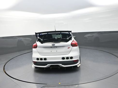 Used 2018 Ford Focus ST image 63