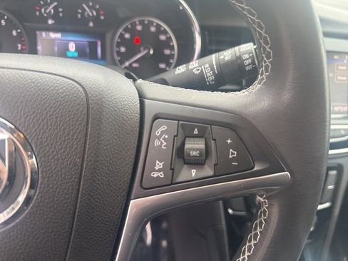 Used 2022 Buick Encore Preferred w/ Safety Package image 16