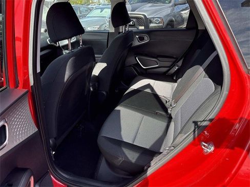 Certified 2023 Kia Soul LX w/ LX Technology Package image 16