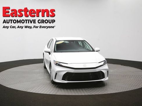Used 2025 Toyota Camry LE FWD image 51
