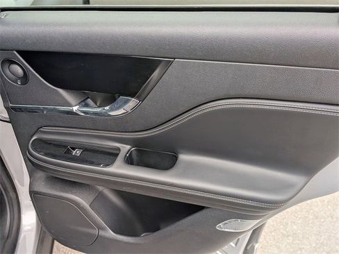 Used 2020 Lincoln Corsair Reserve w/ Equipment Group 201A image 33