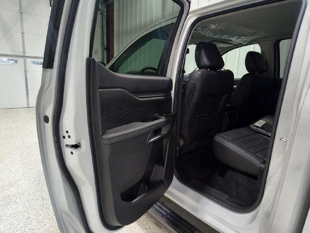 New 2026 Ford Ranger Lariat w/ Black Appearance Package AWD/4WD image 16