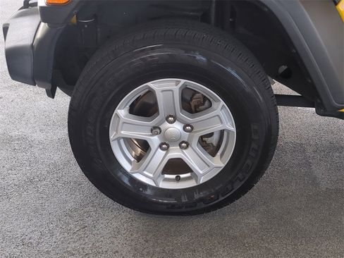 Used 2020 Jeep Wrangler Unlimited Sport S image 11