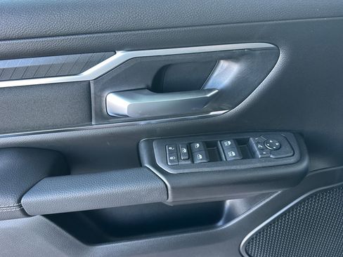 New 2026 RAM 1500 4x4 Crew Cab image 10