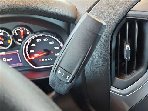 Used 2022 Chevrolet Silverado 1500 Custom w/ Rally Edition RWD image 11