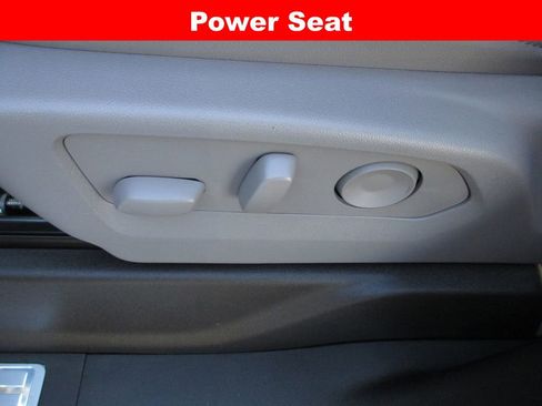 Used 2024 GMC Sierra 2500 SLT w/ SLT Premium Package image 29