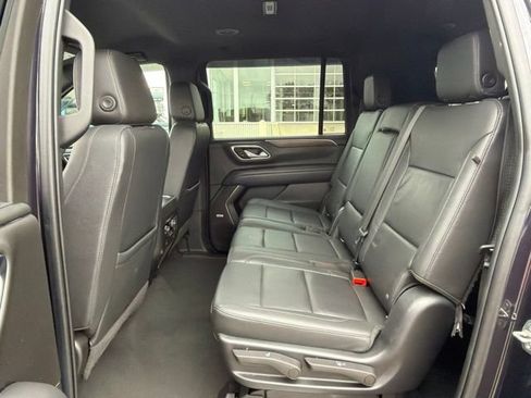 Certified 2022 Chevrolet Suburban LT AWD/4WD image 23