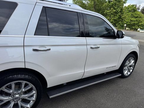Used 2018 Ford Expedition Platinum AWD/4WD image 28