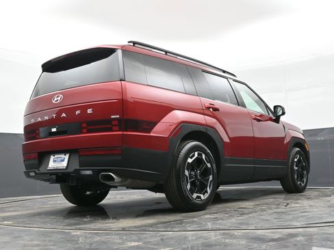 Used 2025 Hyundai Santa Fe SEL w/ Tow & Go Package image 44