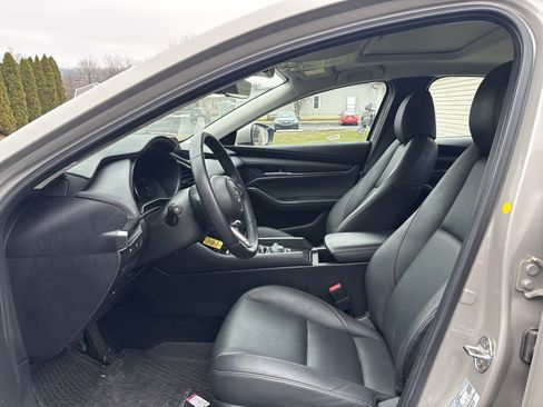 Used 2025 MAZDA MAZDA3 s image 12