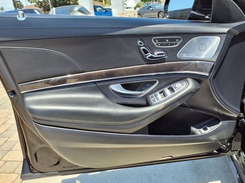 Used 2016 Mercedes-Benz S 550 Sedan image 18