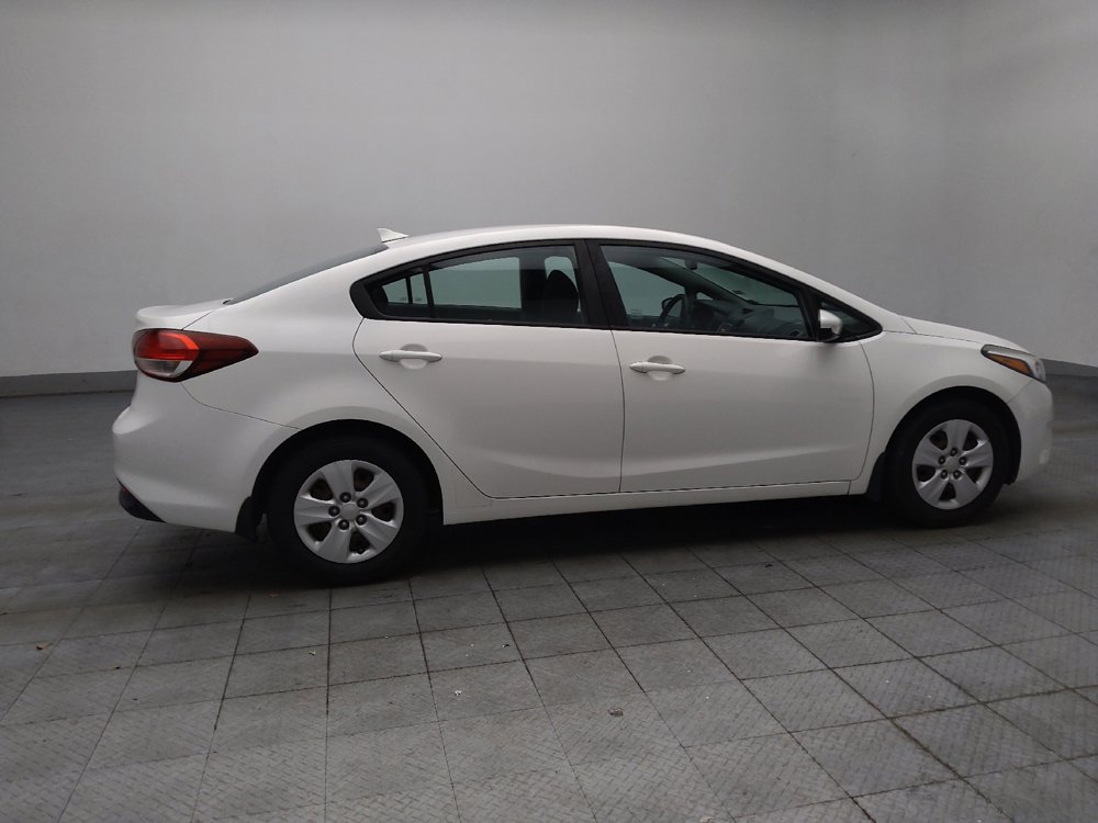 Used 2017 Kia Forte LX FWD image 10