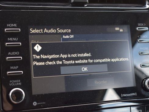 Used 2021 Toyota Prius LE AWD/4WD image 22