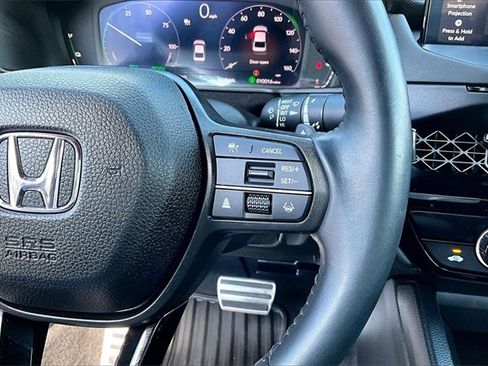 Used 2024 Honda Accord Sport image 11
