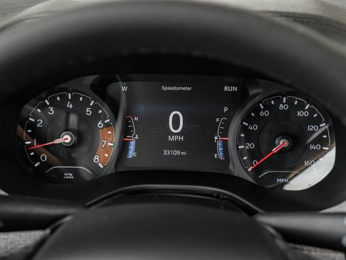 Used 2023 Jeep Compass Latitude AWD/4WD image 28