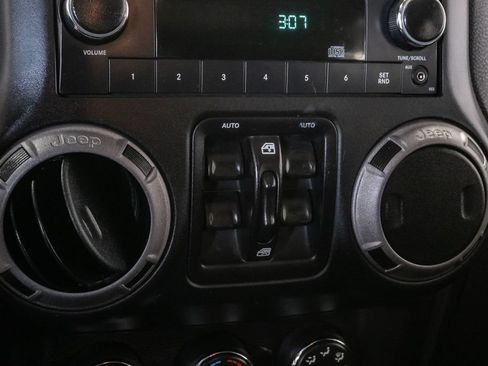 Used 2016 Jeep Wrangler Unlimited Sport w/ Quick Order Package 24S AWD/4WD image 18
