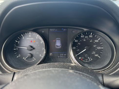 Used 2019 Nissan Rogue Sport SL w/ Premium Package image 16