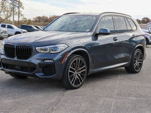 Used 2021 BMW X5 M50i w/ Executive Package image 3