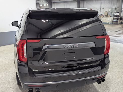 Used 2023 GMC Yukon Denali Ultimate image 4