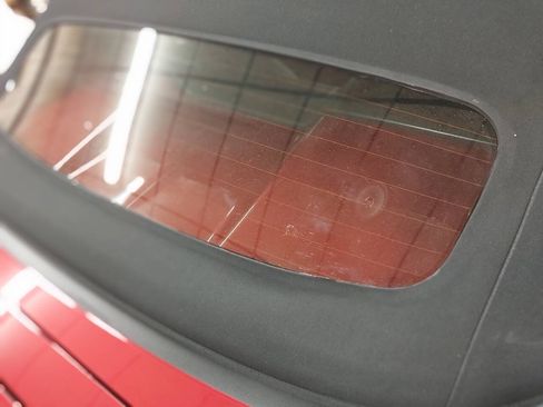 Used 2005 Chrysler Crossfire Limited RWD image 23