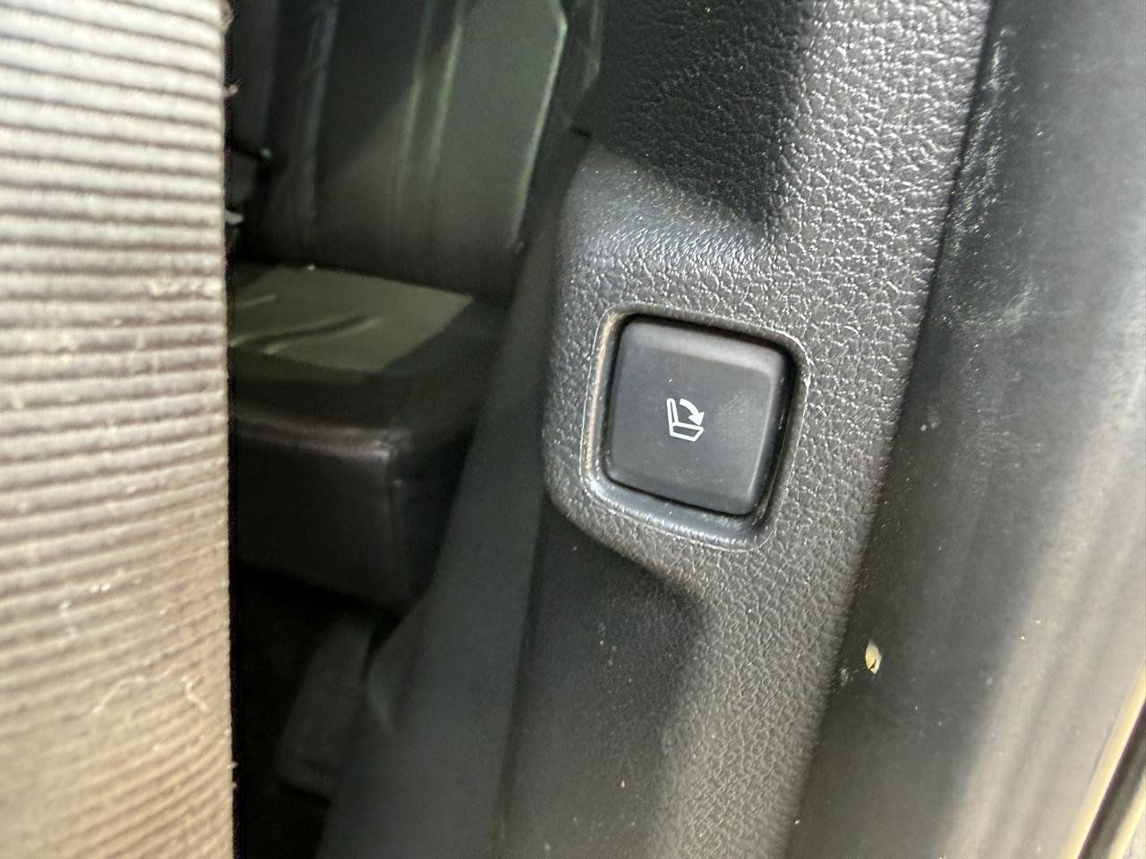 Used 2018 Ford Expedition Platinum AWD/4WD image 35