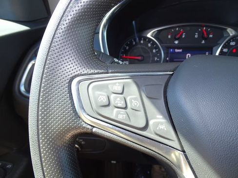 Used 2023 Chevrolet Equinox LT FWD image 19