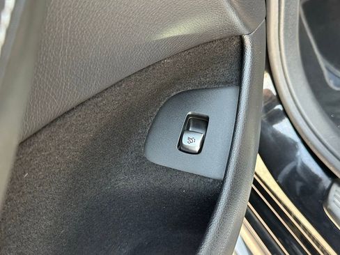 Used 2019 Mercedes-Benz AMG GT 63 image 18