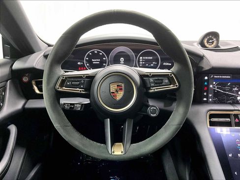 Used 2025 Porsche Taycan 4S image 18