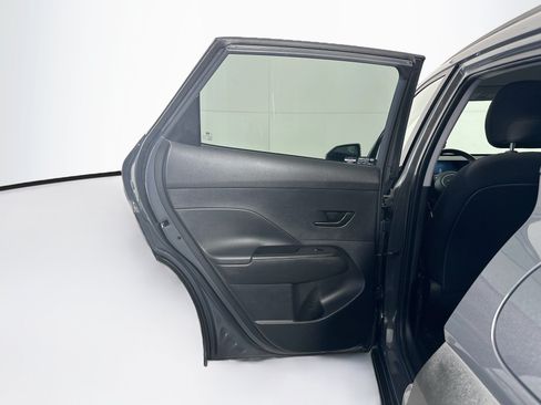 Used 2025 Hyundai Kona SEL FWD image 26