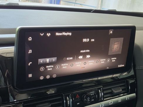 New 2026 Nissan Pathfinder Platinum image 29