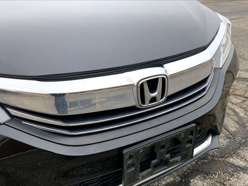 Used 2017 Honda Accord EX-L image 31